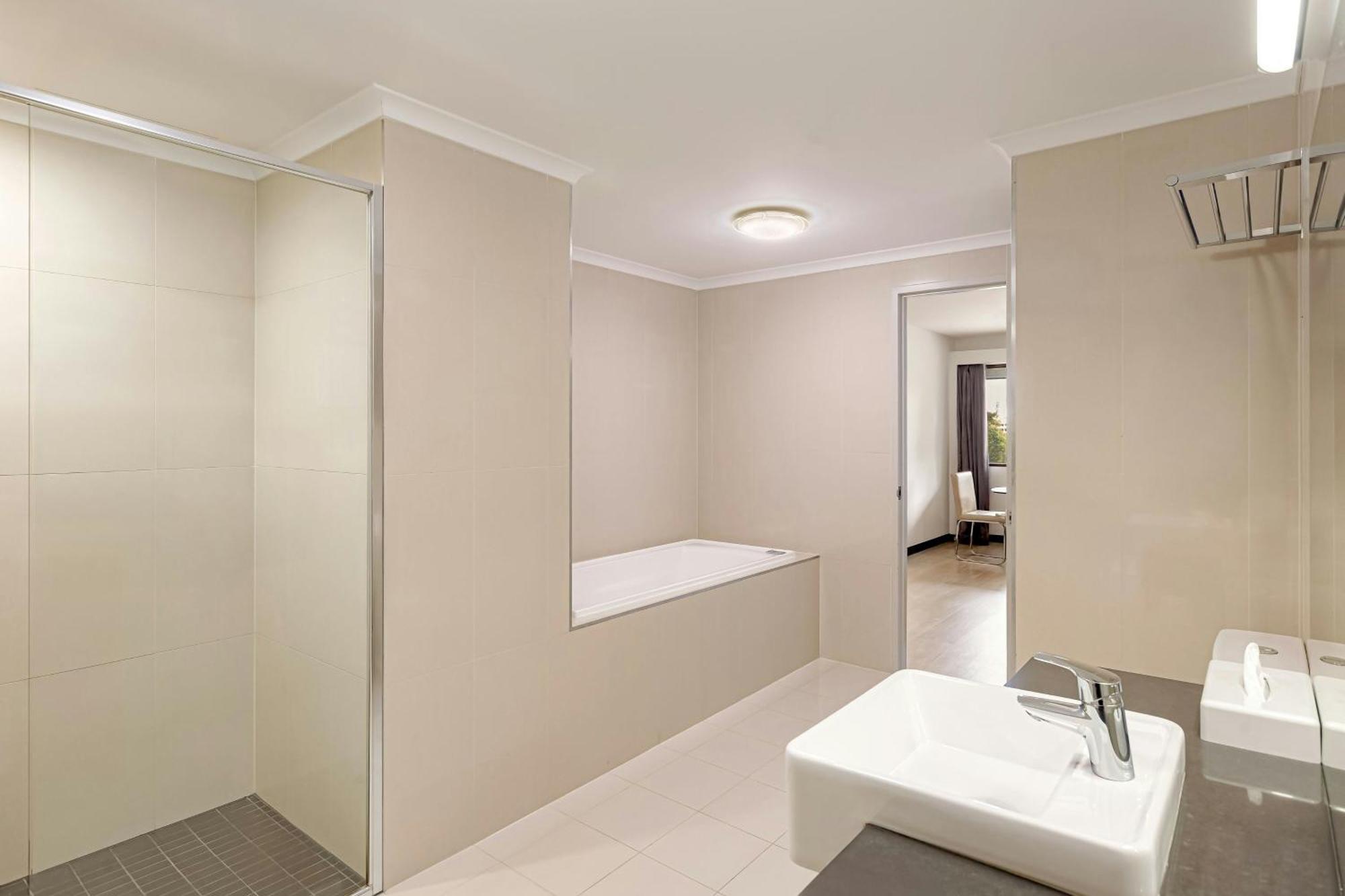 Courtyard By Marriott Darwin Hotel Exterior foto