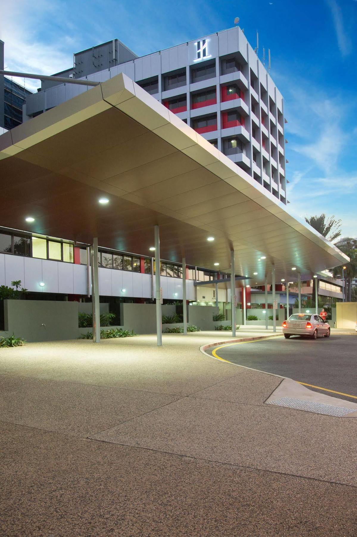 Courtyard By Marriott Darwin Hotel Exterior foto