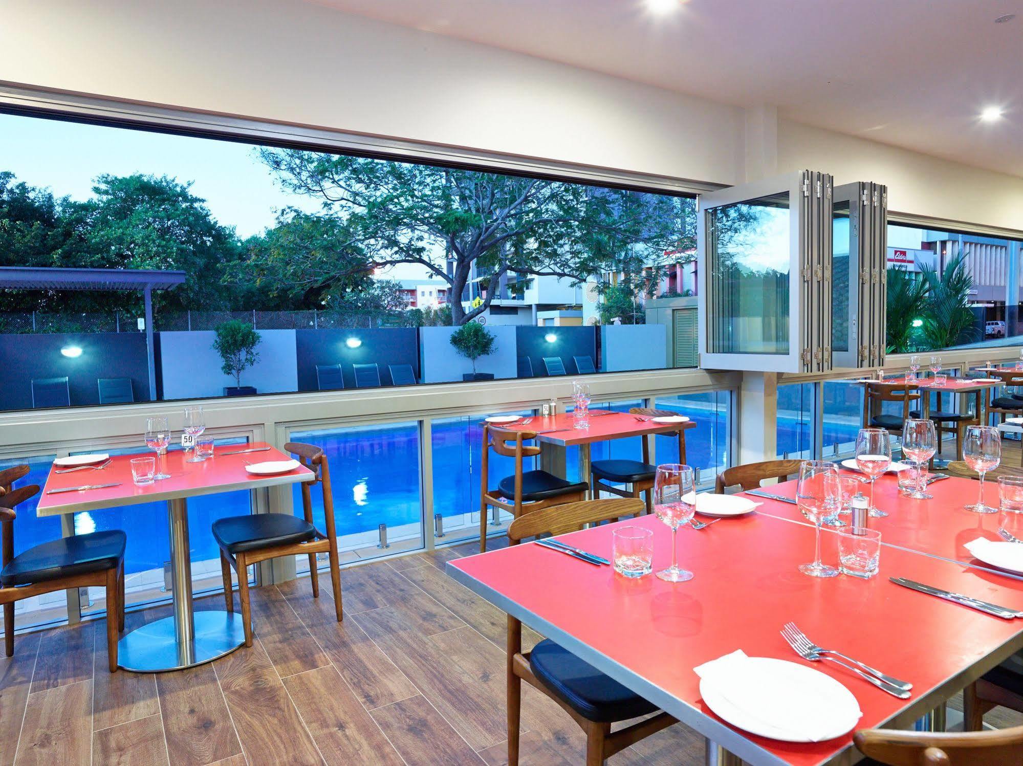 Courtyard By Marriott Darwin Hotel Exterior foto