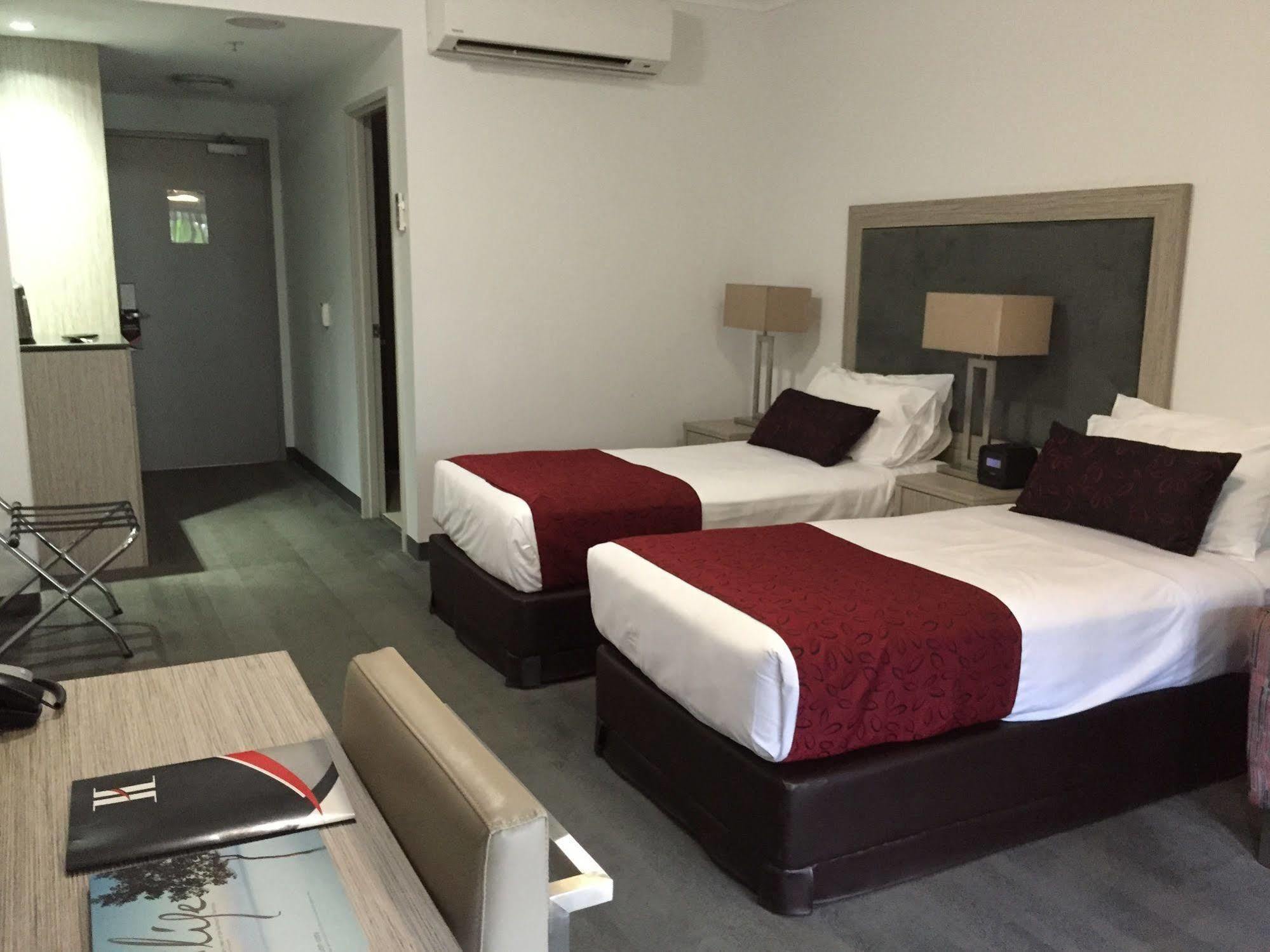 Courtyard By Marriott Darwin Hotel Exterior foto