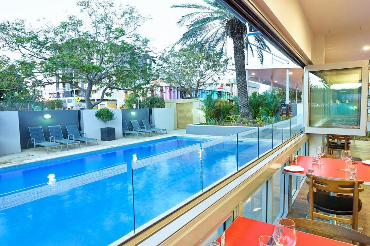 Courtyard By Marriott Darwin Hotel Exterior foto